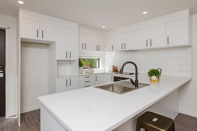 Photo of property in 63 Hillcrest Avenue, Hillcrest, Rotorua, 3015