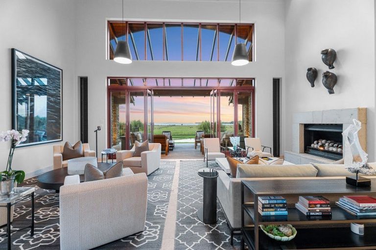 Photo of property in 42 Porterfield Road, Whitford, Howick, 2571