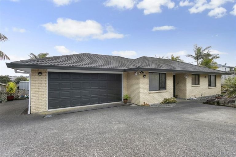 Photo of property in 7 Hercules Drive, Henderson, Auckland, 0612