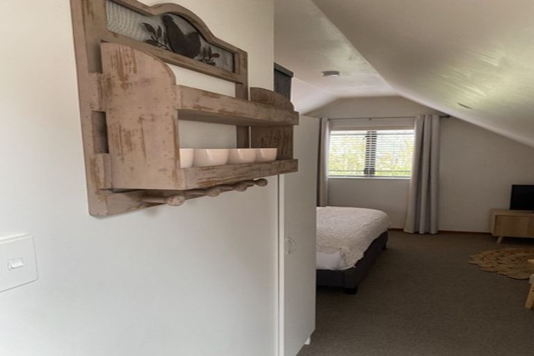 Photo of property in 1/37 Wolsley Avenue, Milford, Auckland, 0620