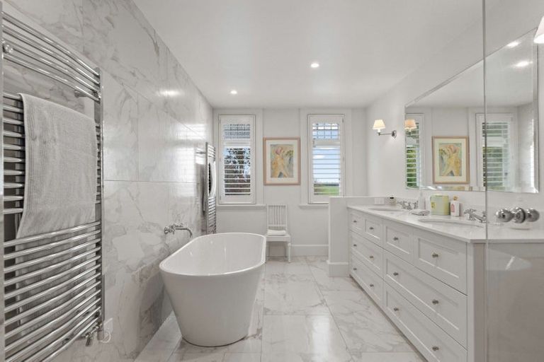 Photo of property in 212 Beach Road, Elgin, Ashburton, 7777