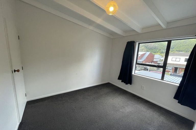 Photo of property in 1/19a Birdwood Road, Waterloo, Lower Hutt, 5011