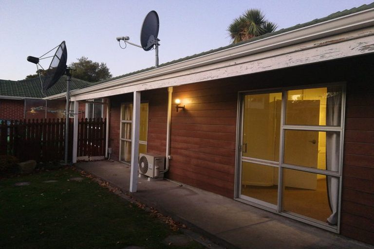 Photo of property in 99 Yaldhurst Road, Sockburn, Christchurch, 8042