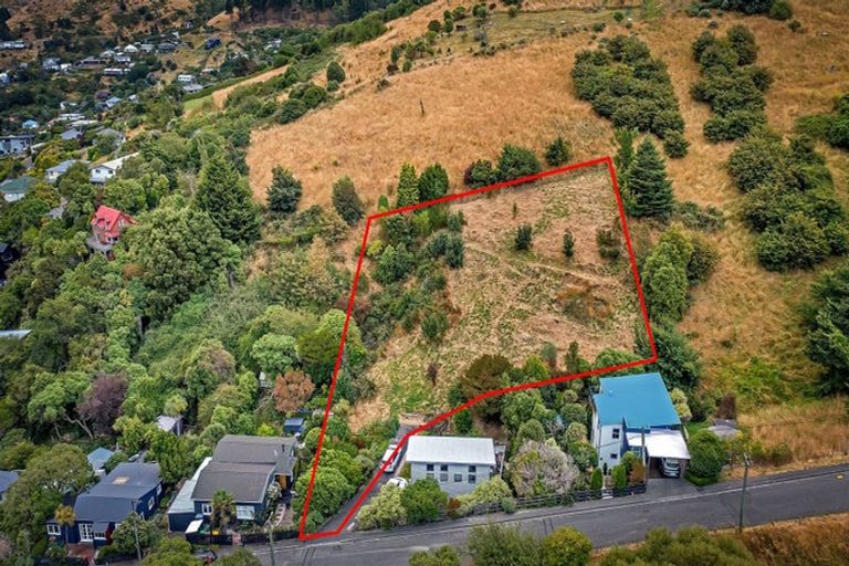 Photo of property in 19 Brenchley Road, Lyttelton, 8082