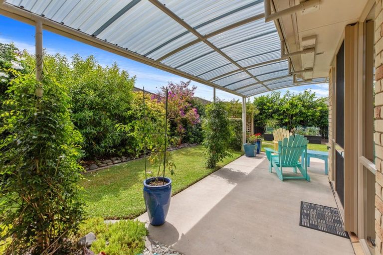 Photo of property in 27 Marshwood Place, Papamoa Beach, Papamoa, 3118