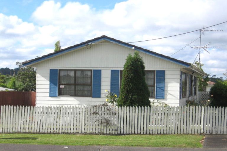 Photo of property in 96 Bruce Mclaren Road, Henderson, Auckland, 0612