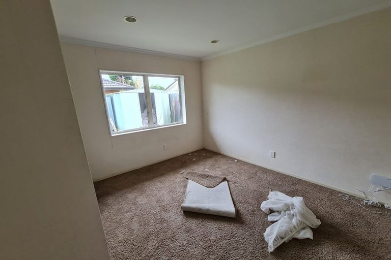 Photo of property in 27 Emmerdale Avenue, Papakura, 2110