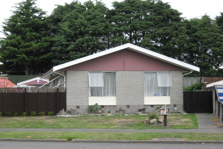 Photo of property in 126 Hay Street, Bromley, Christchurch, 8062