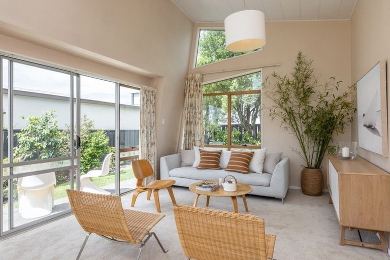Photo of property in 51 Freyberg Avenue, Tamatea, Napier, 4112