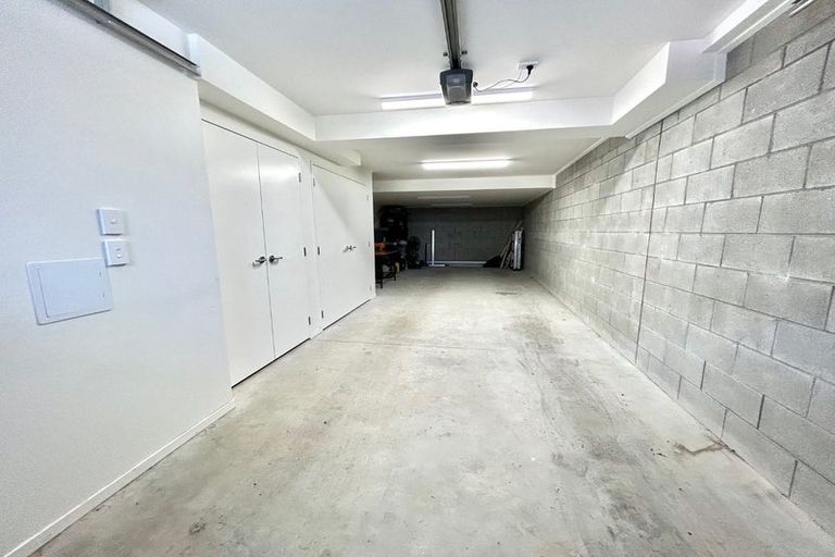 Photo of property in 21 Ara Mara Hua, Henderson, Auckland, 0612