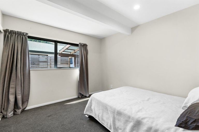 Photo of property in 13a Avalon Crescent, Fernhill, Queenstown, 9300