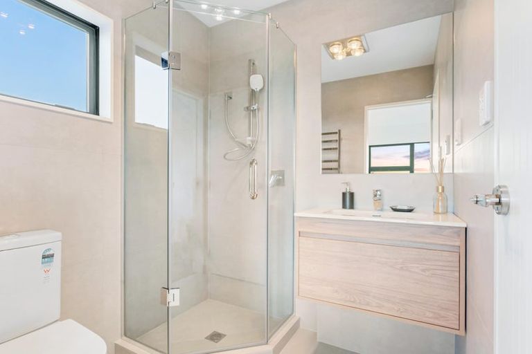 Photo of property in 12/28 Lavelle Road, Henderson, Auckland, 0612