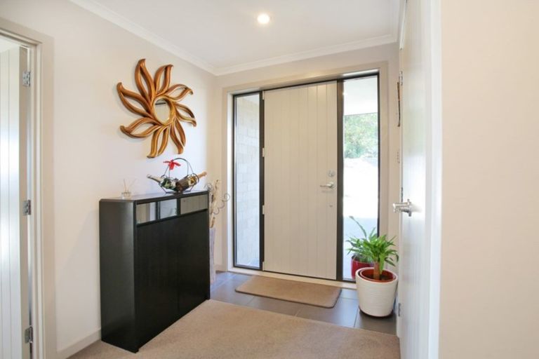 Photo of property in 38 Kirkbride Street, Wallacetown, 9816