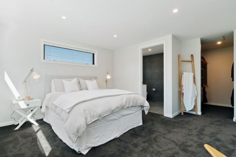 Photo of property in 47a Mcadam Drive, Jacks Point, Queenstown, 9371