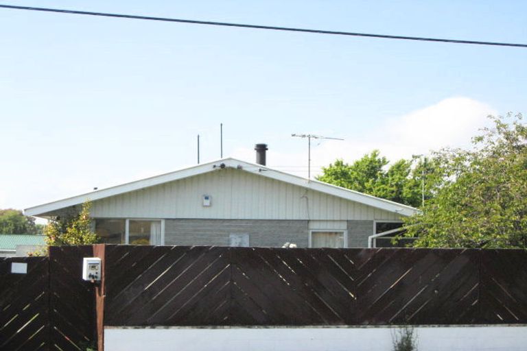 Photo of property in 100 Rowses Road, Aranui, Christchurch, 8061