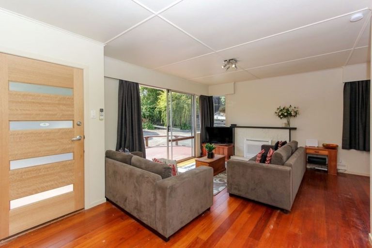 Photo of property in 21 Durham Avenue, Welbourn, New Plymouth, 4312