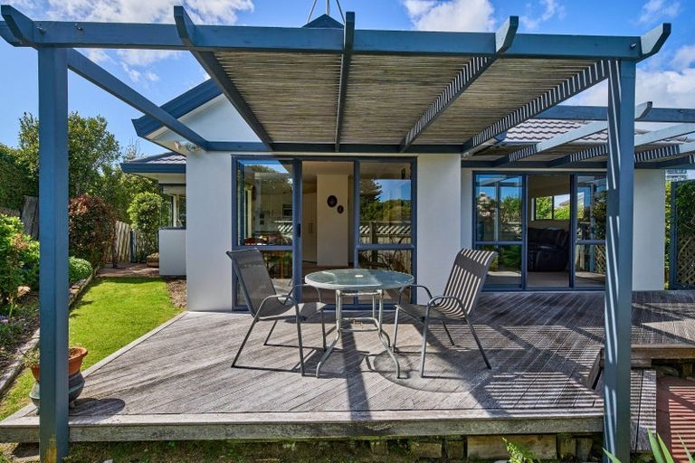 Photo of property in 23a Golf Road, Paraparaumu Beach, Paraparaumu, 5032