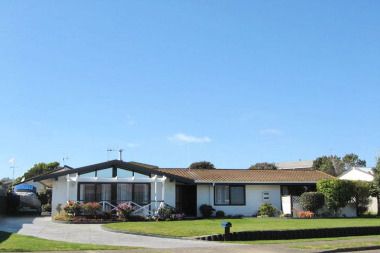 Photo of property in 41 Fishermans Drive, Coastlands, Whakatane, 3120