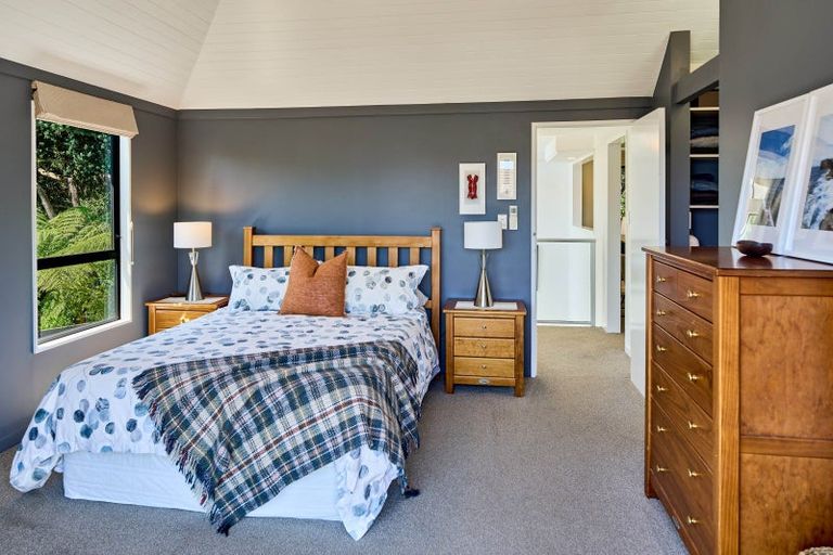 Photo of property in 8 Cheviot Road, Lowry Bay, Lower Hutt, 5013