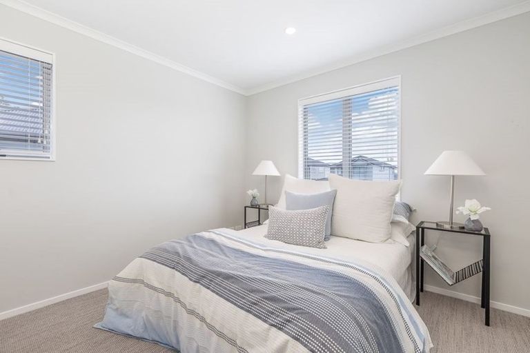 Photo of property in 61 Mackay Drive, Greenhithe, Auckland, 0632