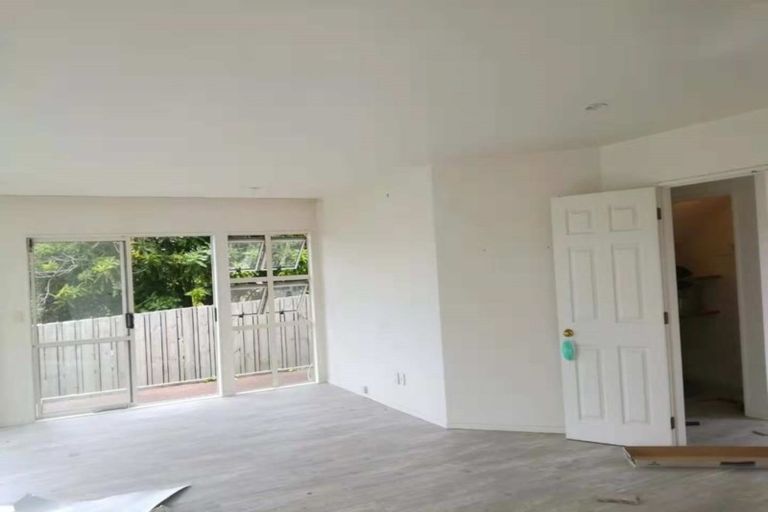 Photo of property in 36a Crichton Terrace, Hauraki, Auckland, 0622