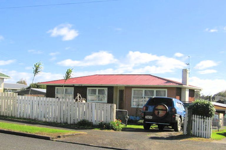 Photo of property in 13 O'connor Street, Otara, Auckland, 2023