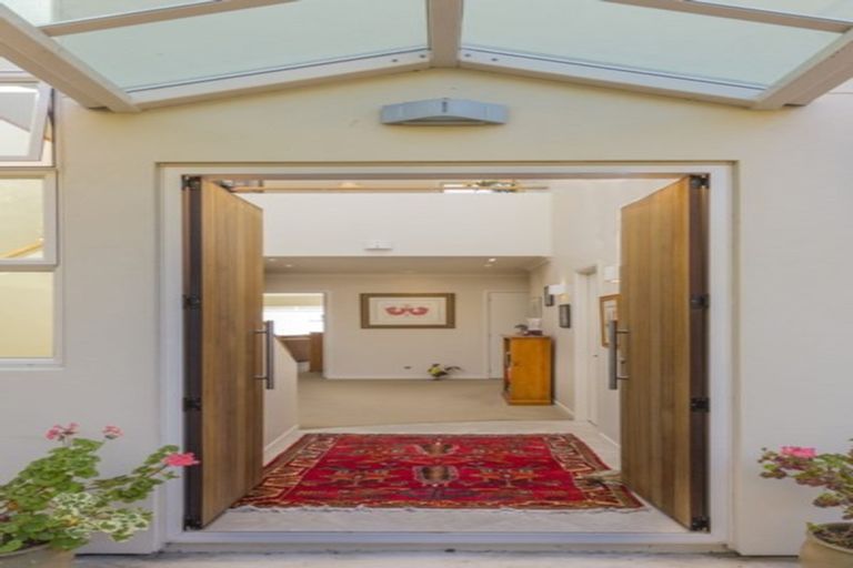 Photo of property in 30 Puriri Place, Sandspit, Warkworth, 0982