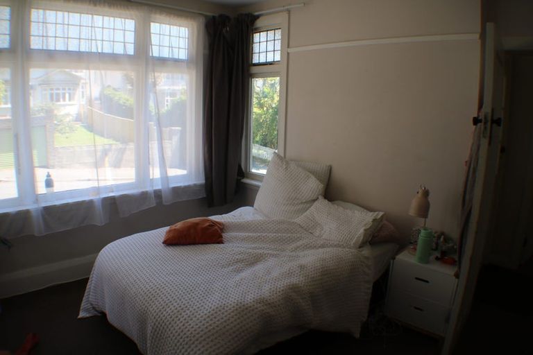 Photo of property in 73 Majoribanks Street, Mount Victoria, Wellington, 6011