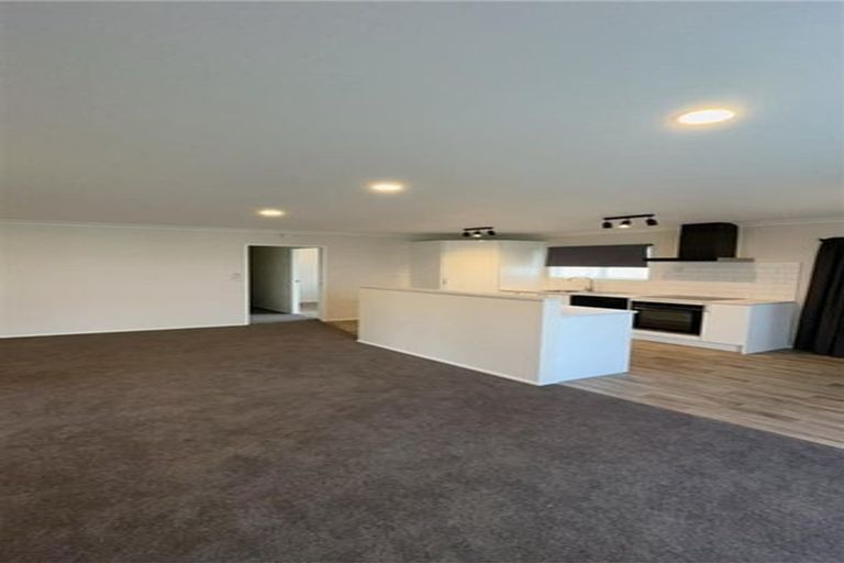 Photo of property in 34 Sequoia Crescent, Owhata, Rotorua, 3010