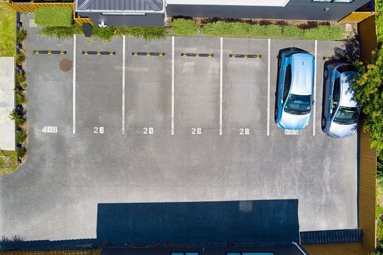 Photo of property in 2e Milich Terrace, Te Atatu South, Auckland, 0610