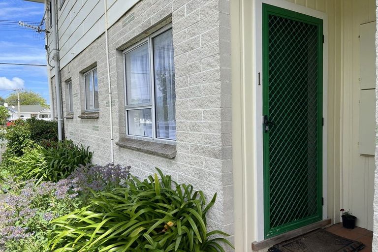 Photo of property in 1/23 Te Mome Road, Alicetown, Lower Hutt, 5010