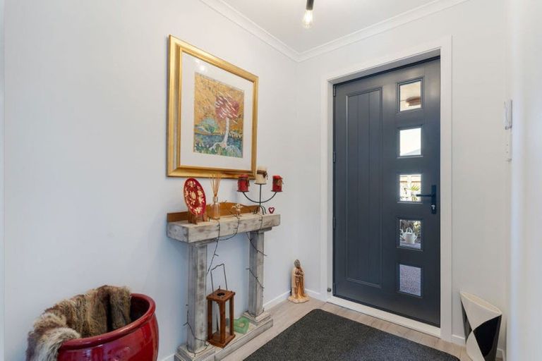 Photo of property in 9d Moreton Road, Carterton, 5713