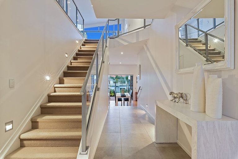 Photo of property in 108 Kittiwake Drive, Schnapper Rock, Auckland, 0632