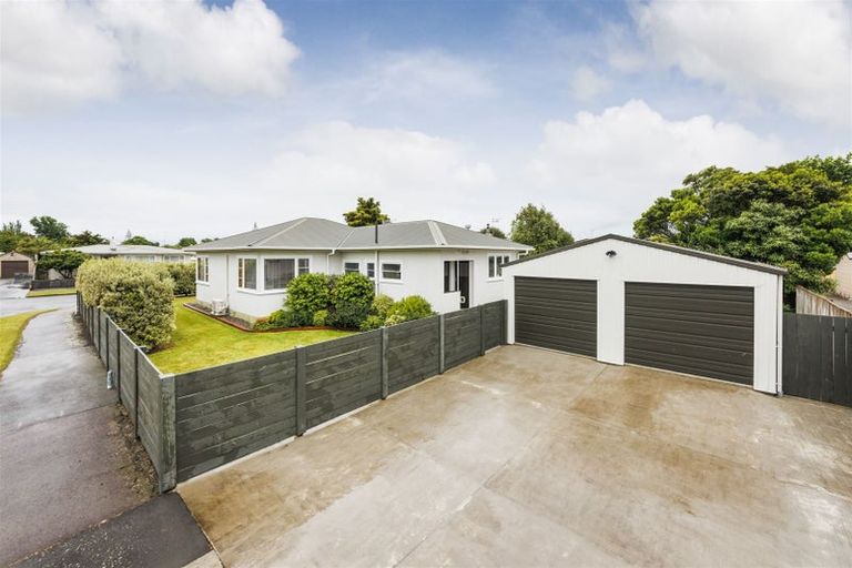 Photo of property in 25 Forbury Avenue, Takaro, Palmerston North, 4412