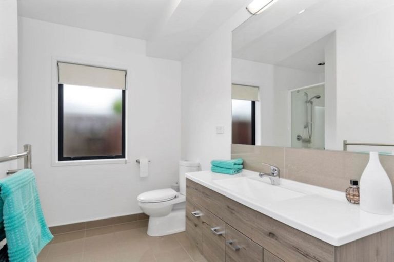 Photo of property in 42 Kohekohe Road, Papamoa Beach, Papamoa, 3118