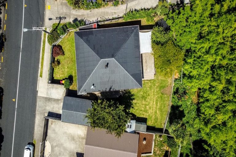 Photo of property in 222 Frankley Road, Frankleigh Park, New Plymouth, 4310