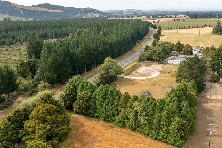 Photo of property in 1609 State Highway 2, Kiriwhakapapa, Masterton, 5881