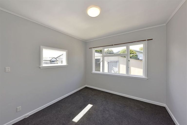 Photo of property in 1/84 Racecourse Road, Sockburn, Christchurch, 8042