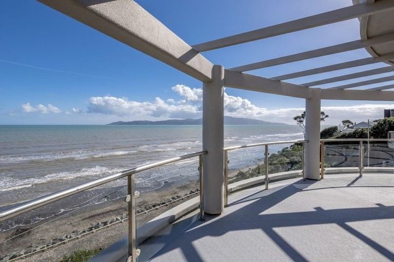 Photo of property in 155 Rosetta Road, Raumati South, Paraparaumu, 5032