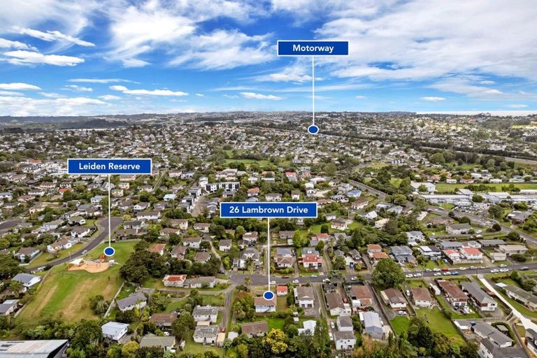 Photo of property in 26 Lambrown Drive, Totara Vale, Auckland, 0629