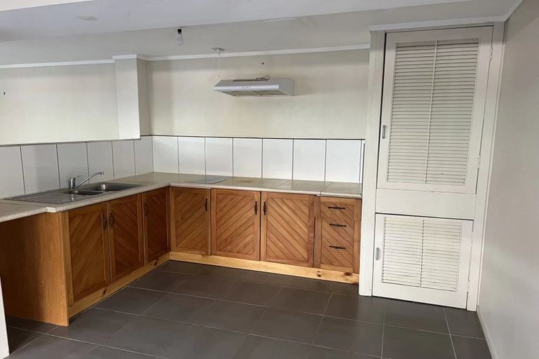 Photo of property in 42b Evans Road, Weymouth, Auckland, 2103