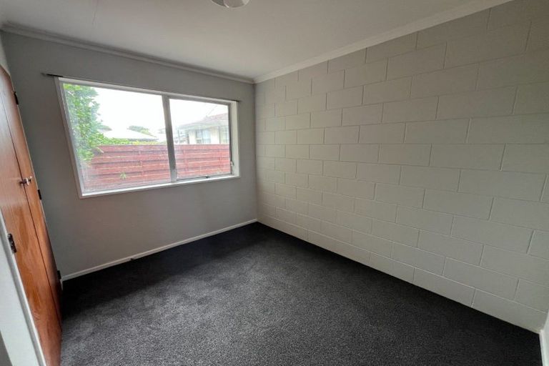 Photo of property in 2/206 Ruahine Street, Roslyn, Palmerston North, 4414