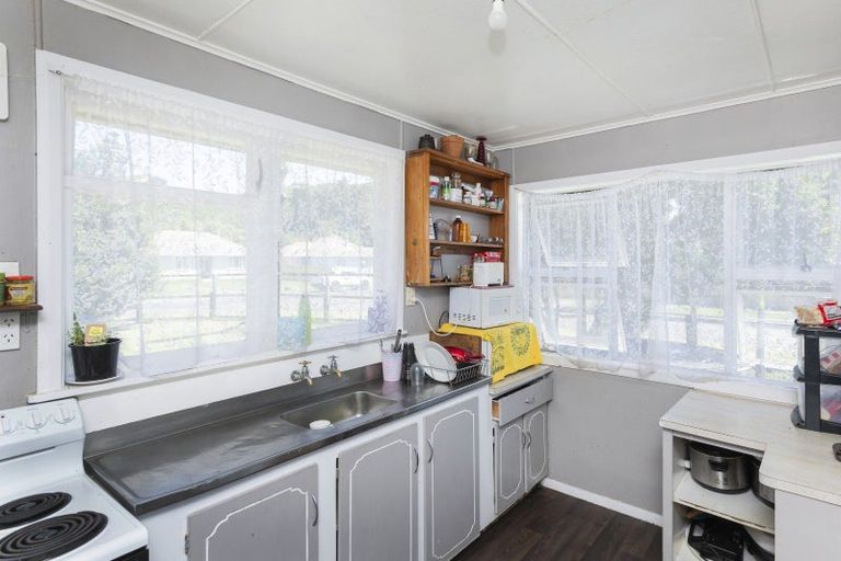 Photo of property in 24 Glasgow Crescent, Kaiti, Gisborne, 4010