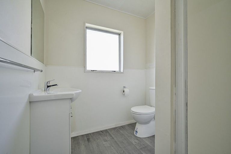 Photo of property in 17 Kilkee Terrace, Flaxmere, Hastings, 4120