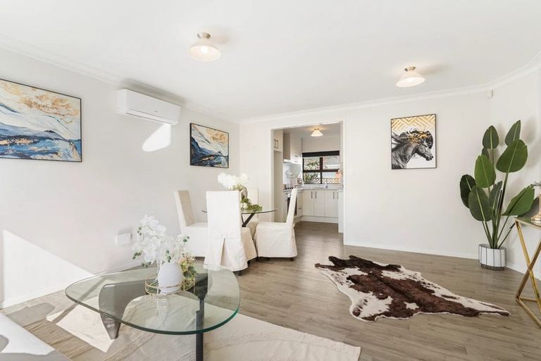 Photo of property in 2/282 Shirley Road, Papatoetoe, Auckland, 2025