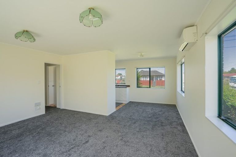Photo of property in 15 George Street, Mangere East, Auckland, 2024