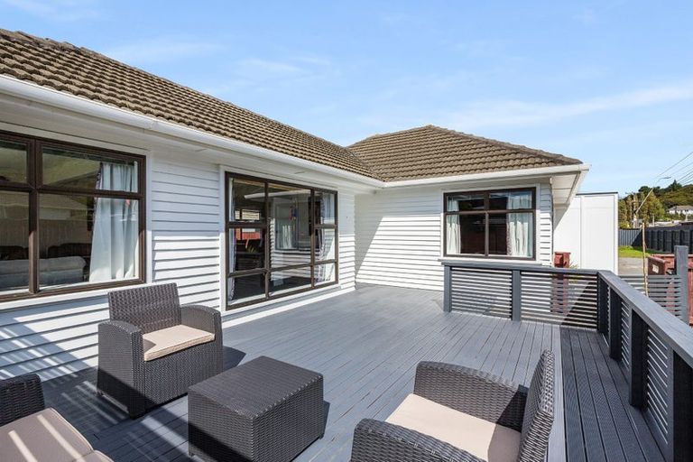 Photo of property in 188 Wellington Road, Wainuiomata, Lower Hutt, 5014