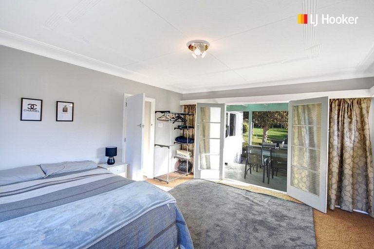 Photo of property in 322 Kaikorai Valley Road, Bradford, Dunedin, 9011