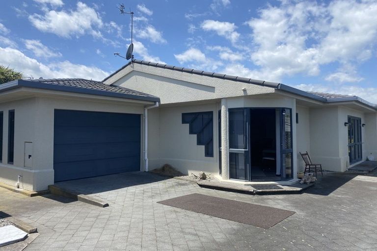 Photo of property in 40 Collins Street, Hawera, 4610