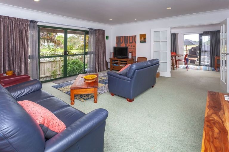 Photo of property in 83 Manaia Road, Tairua, 3508